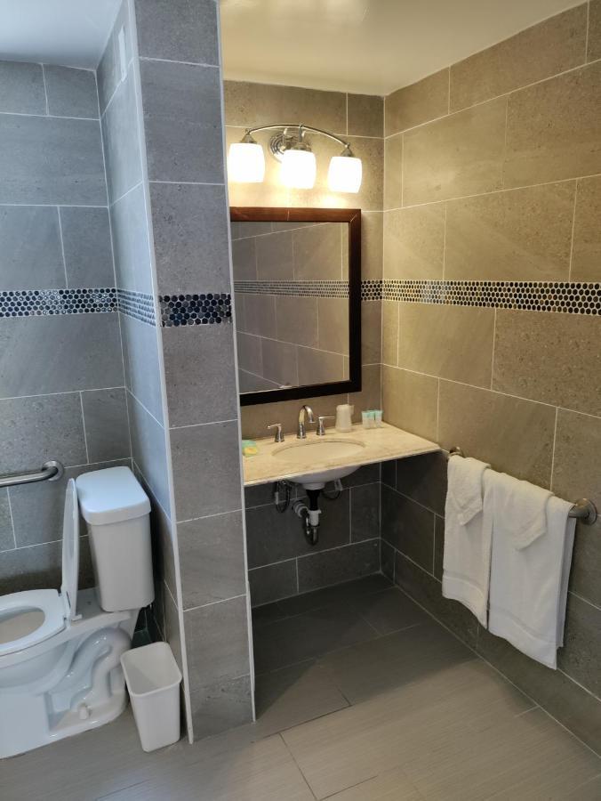 Sunset Beach Hotel Уайлдууд Екстериор снимка